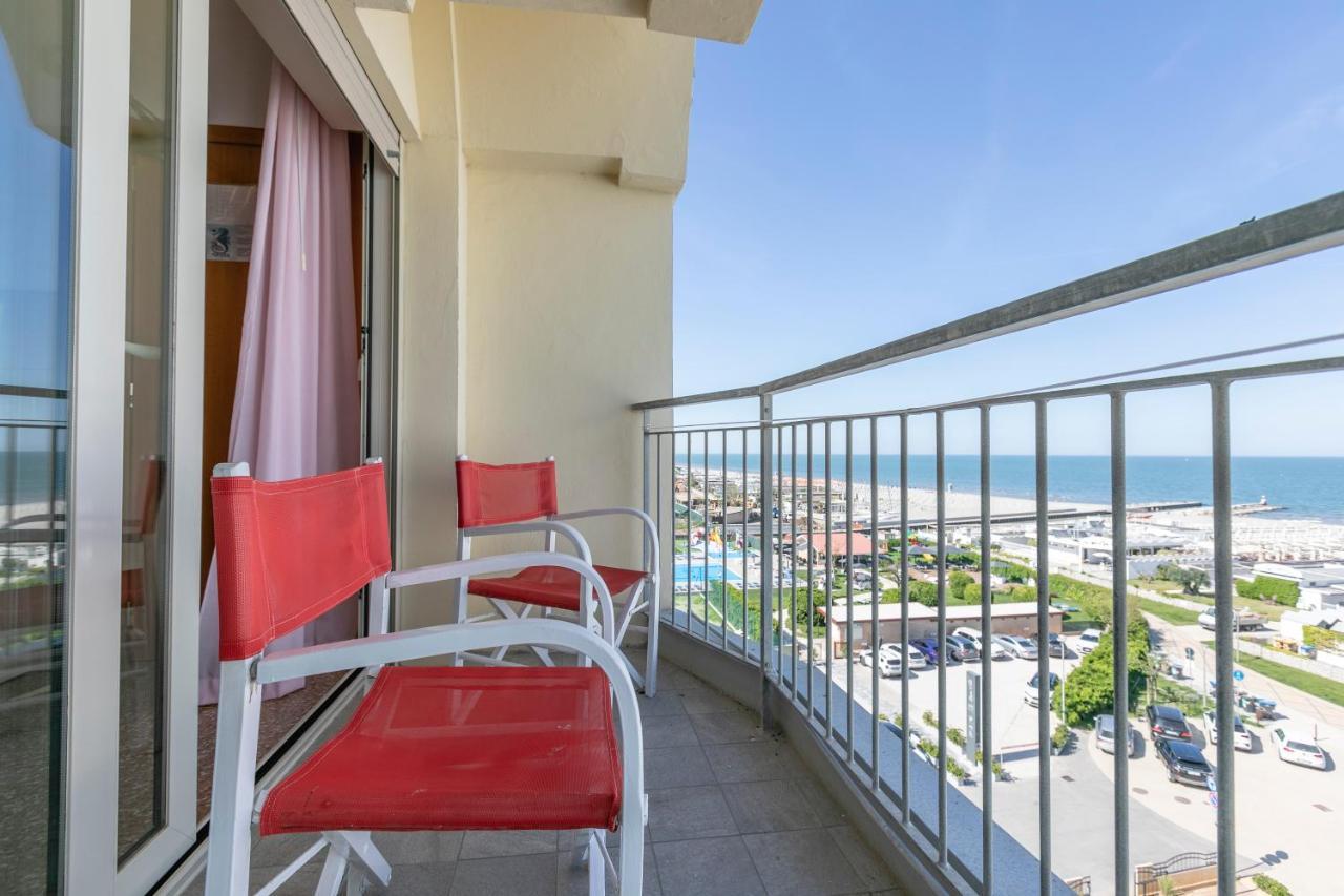 Hotel Silver Milano Marittima Exterior photo