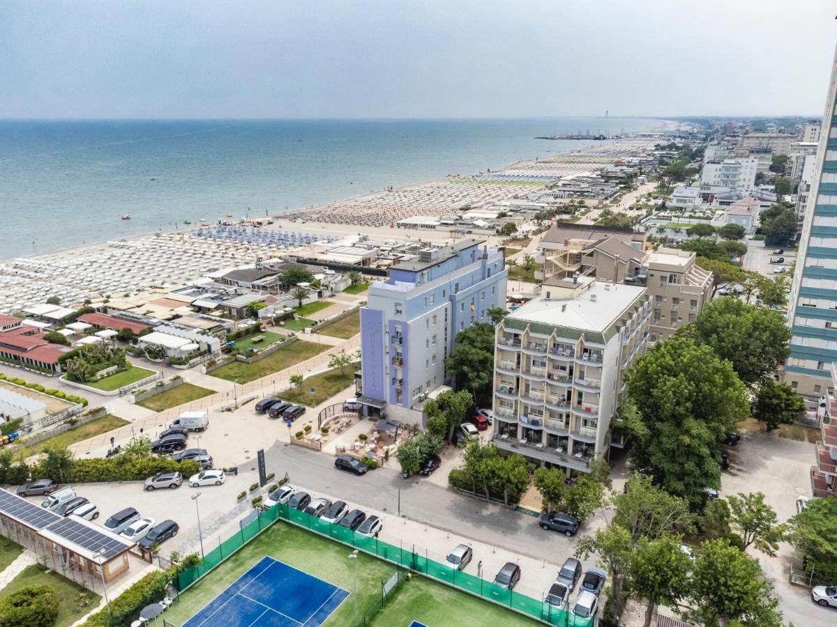 Hotel Silver Milano Marittima Exterior photo
