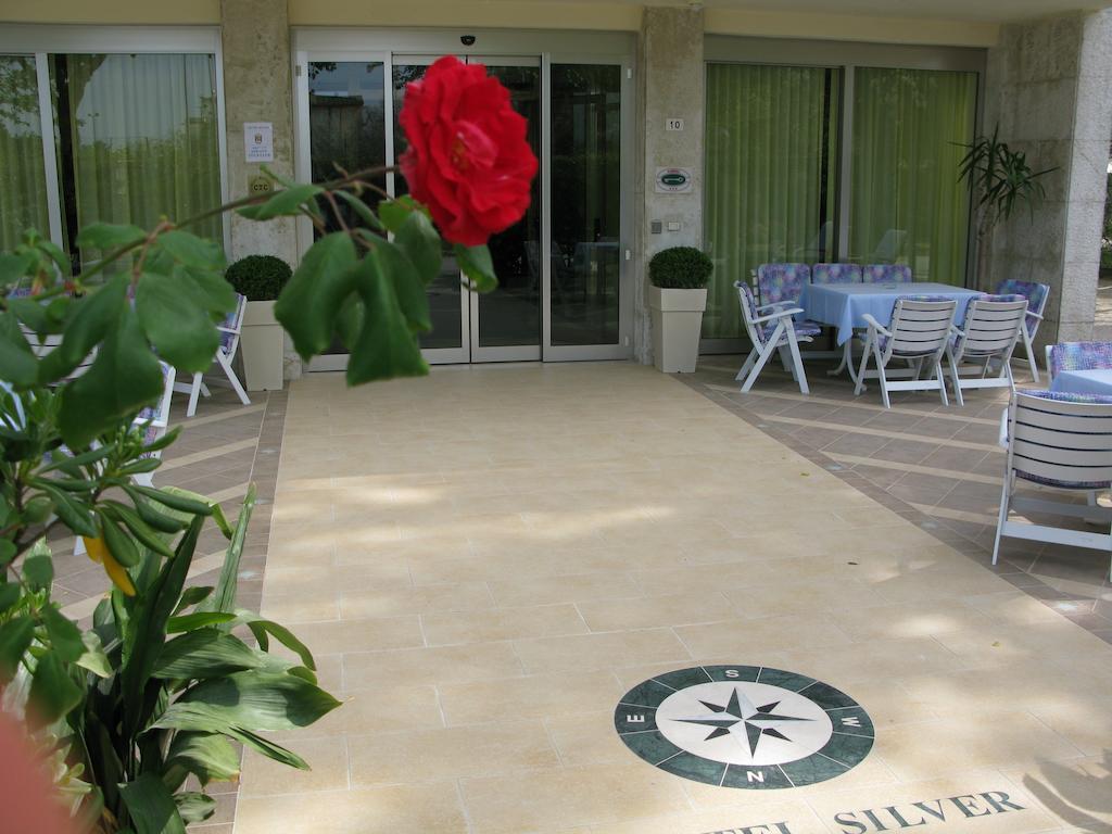 Hotel Silver Milano Marittima Exterior photo